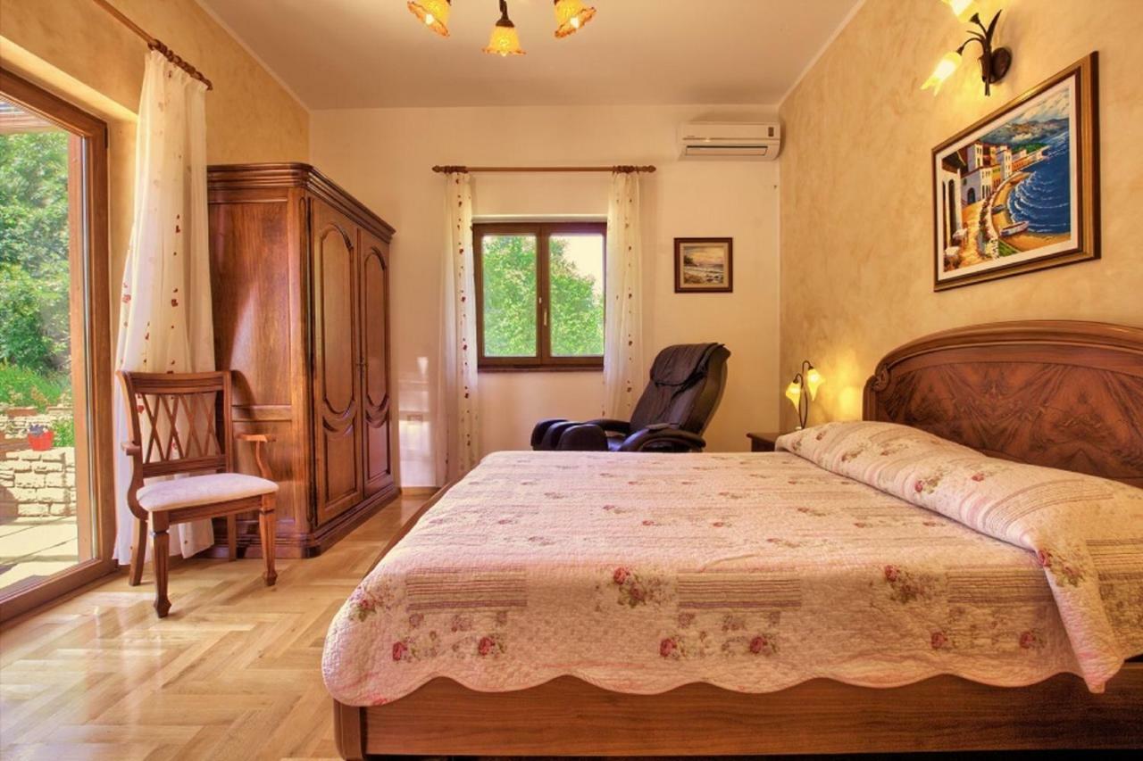 Holiday Home Sarita Šišan エクステリア 写真