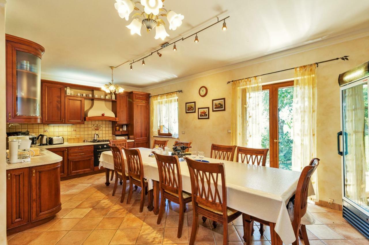 Holiday Home Sarita Šišan エクステリア 写真