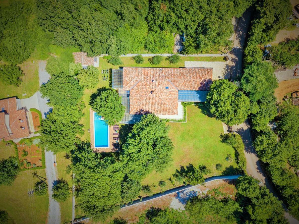 Holiday Home Sarita Šišan エクステリア 写真